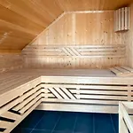 بيت للعطل Wiesengefluester W10 - Mit Sauna, Kamin Und Garten Röbel