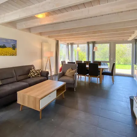 Wiesengefluester W10 - Mit Sauna, Kamin Und Garten