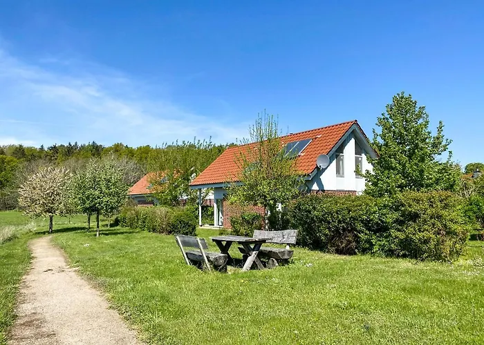 Wiesengefluester W10 - Mit Sauna, Kamin Und Garten * Röbel